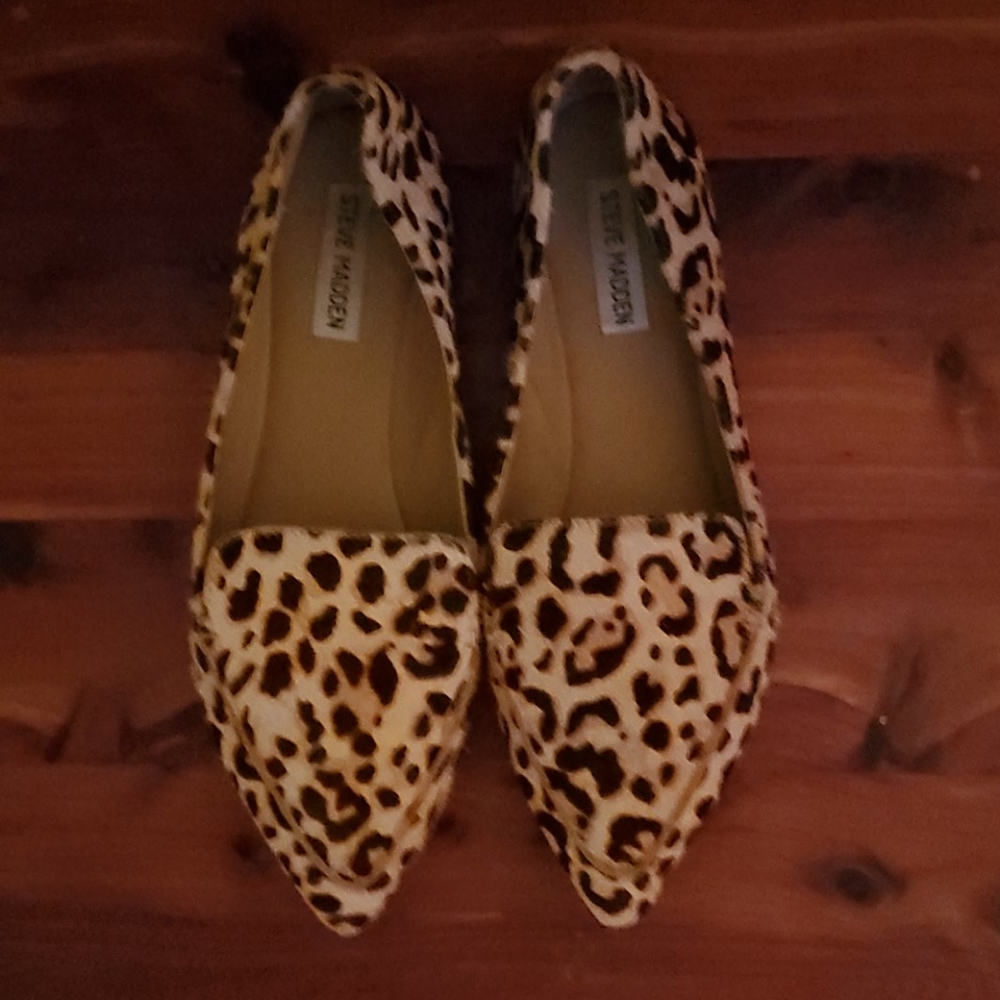 Steve Madden leopard print flats